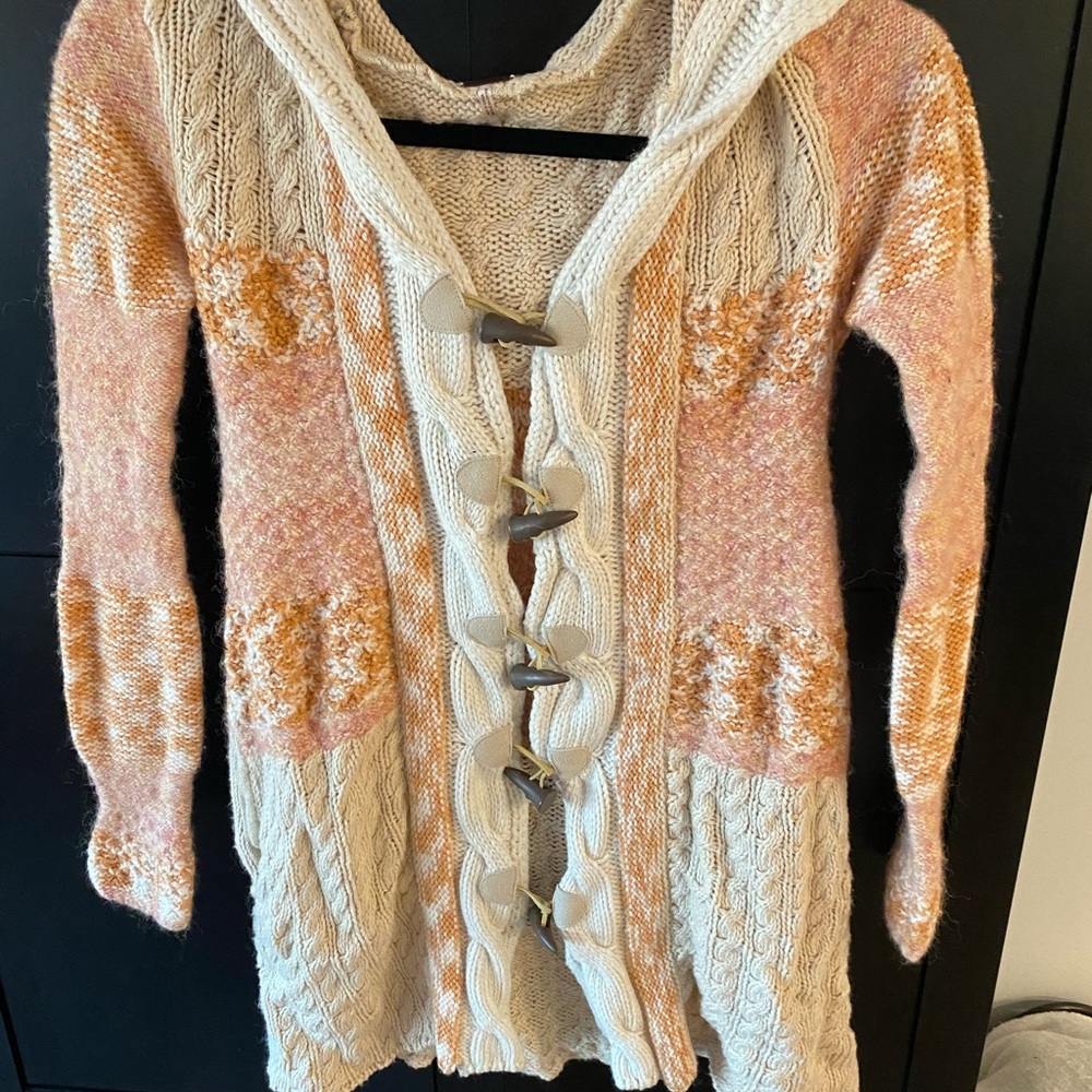 Free people sweater